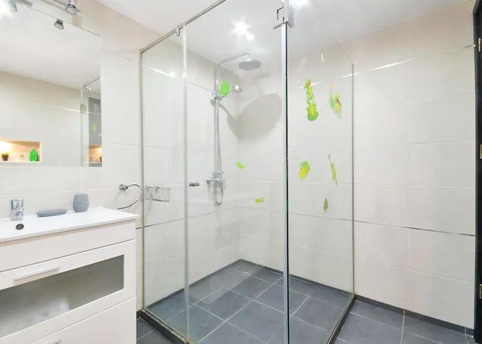 With Private Pool 别墅 *