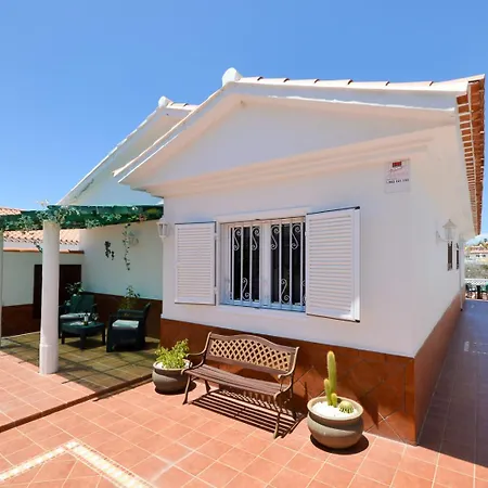 Villa With Private Pool *