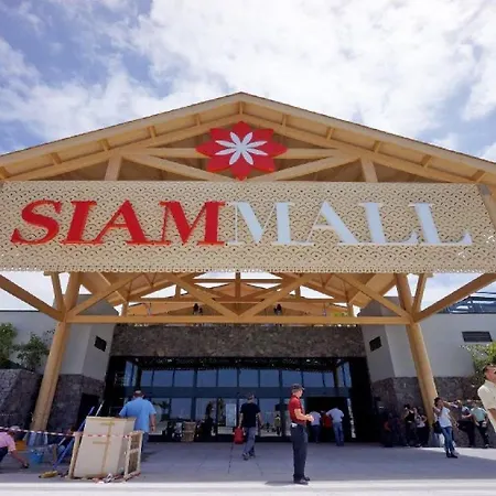 With Private Pool Callao Salvaje